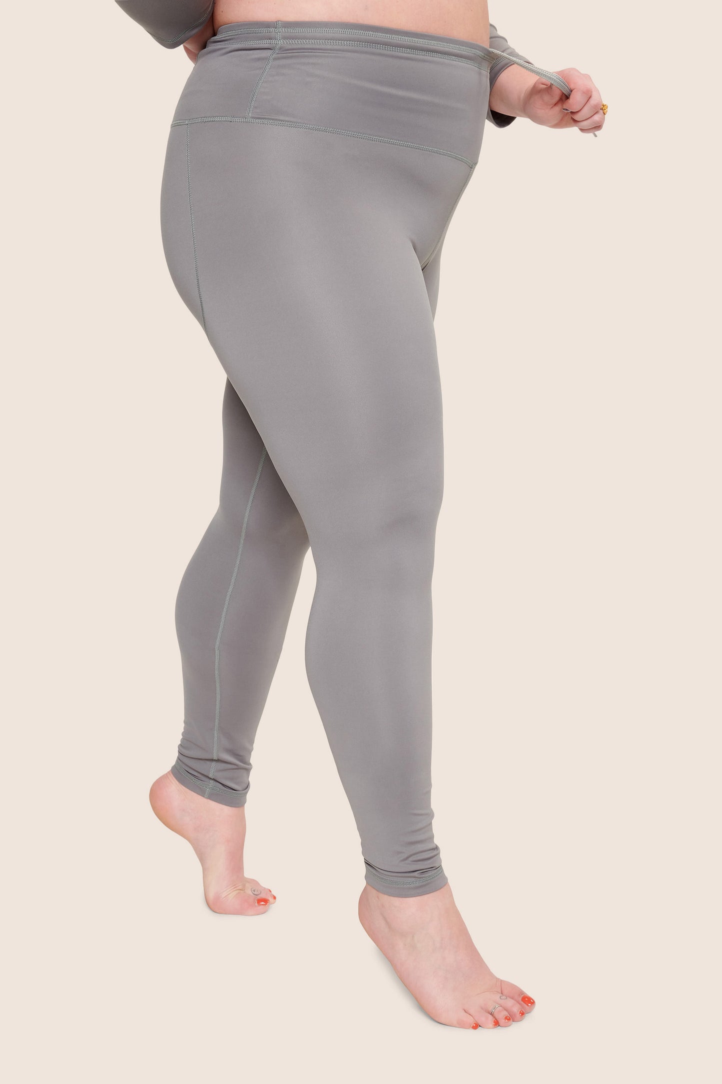 Grey Feather | Leggings